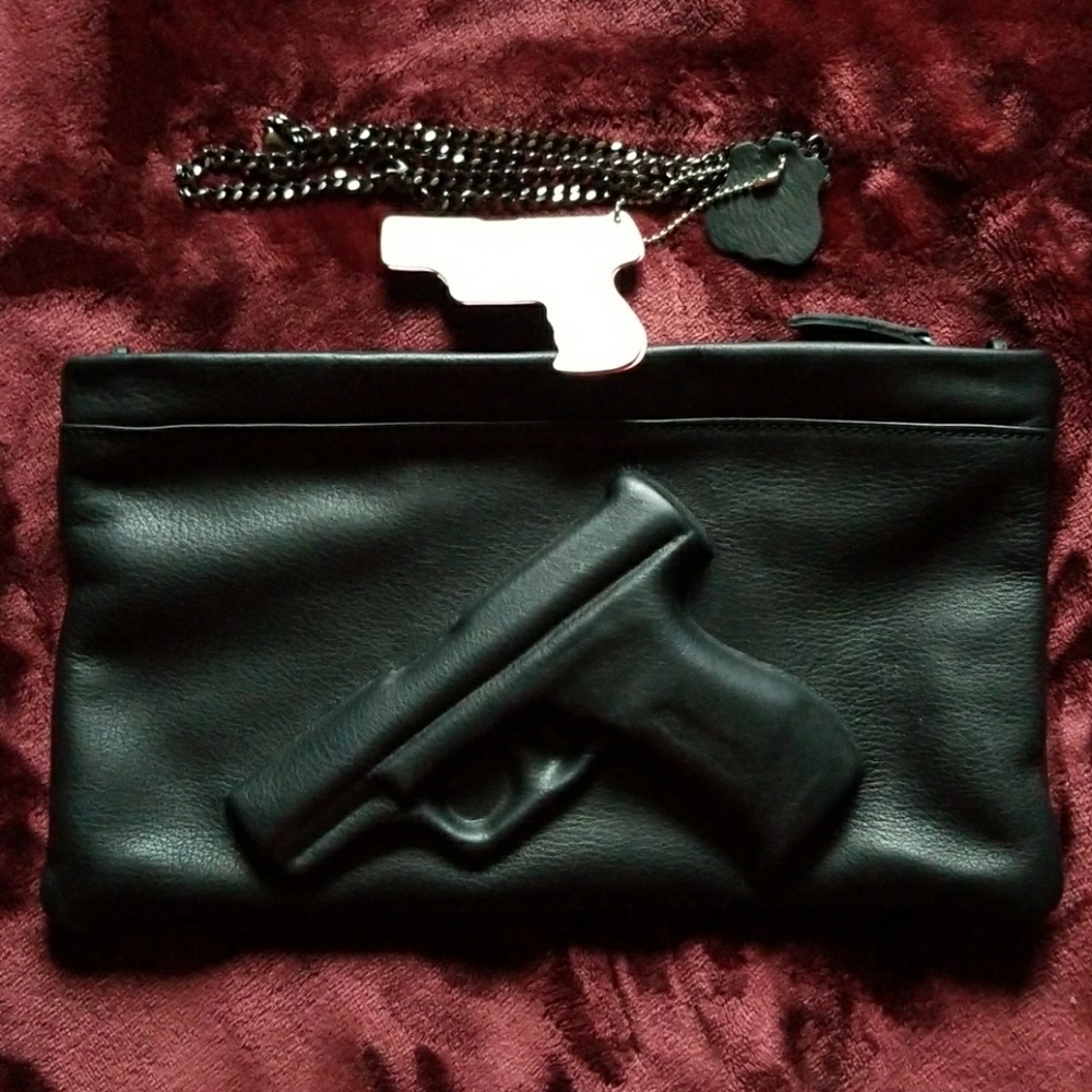 Vlieger and Vandam clutch